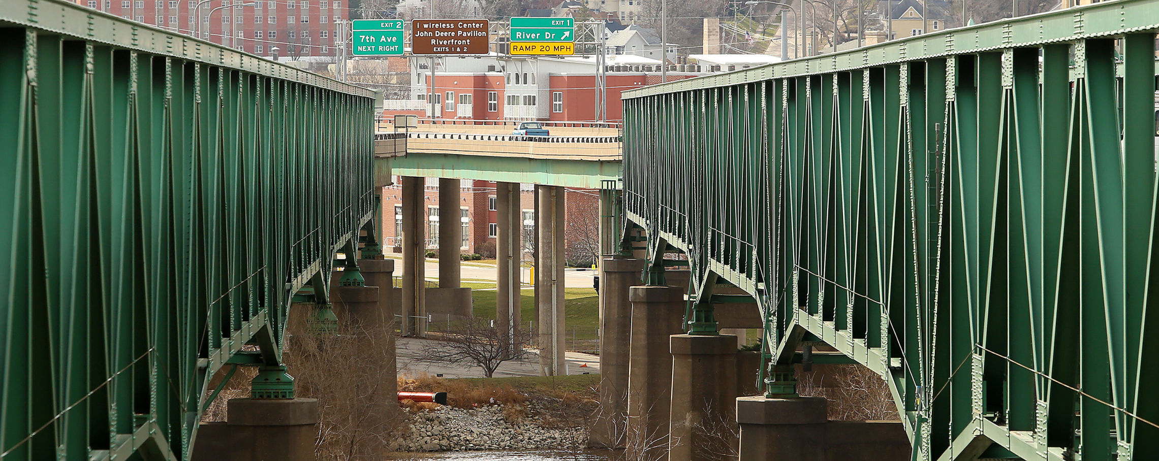 Interstate 74 bridge